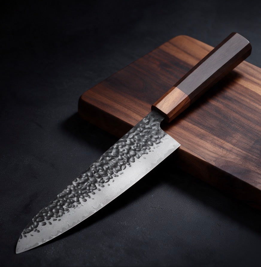 Couteau de chef Gyuto martelé Kurouchi 20 cm