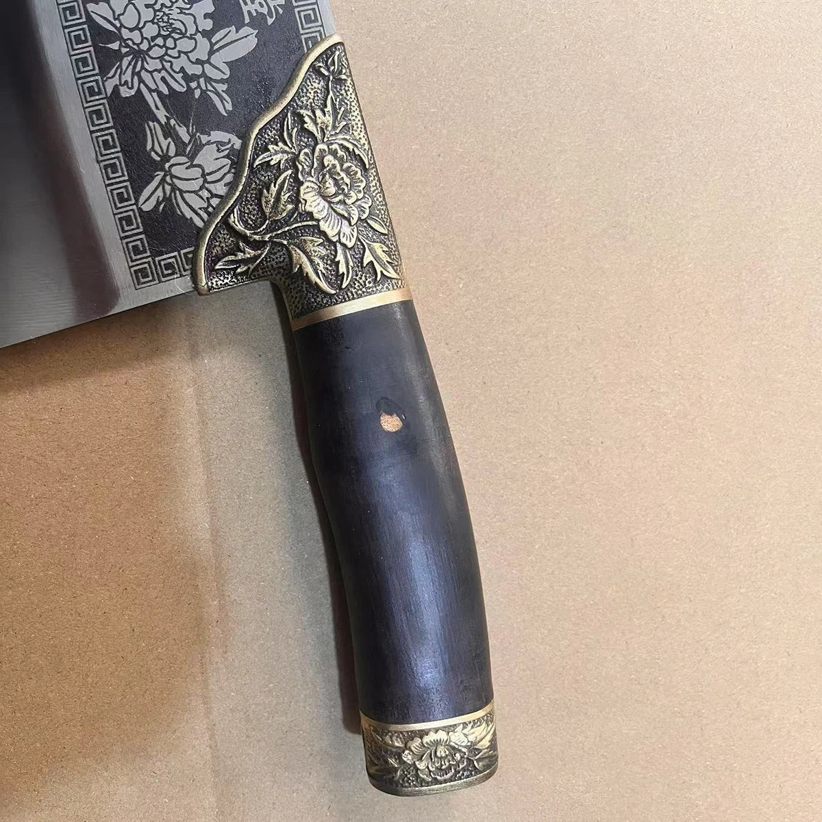 Couperet hachoir 19,5 cm - Manche en ébène et bague cuivre