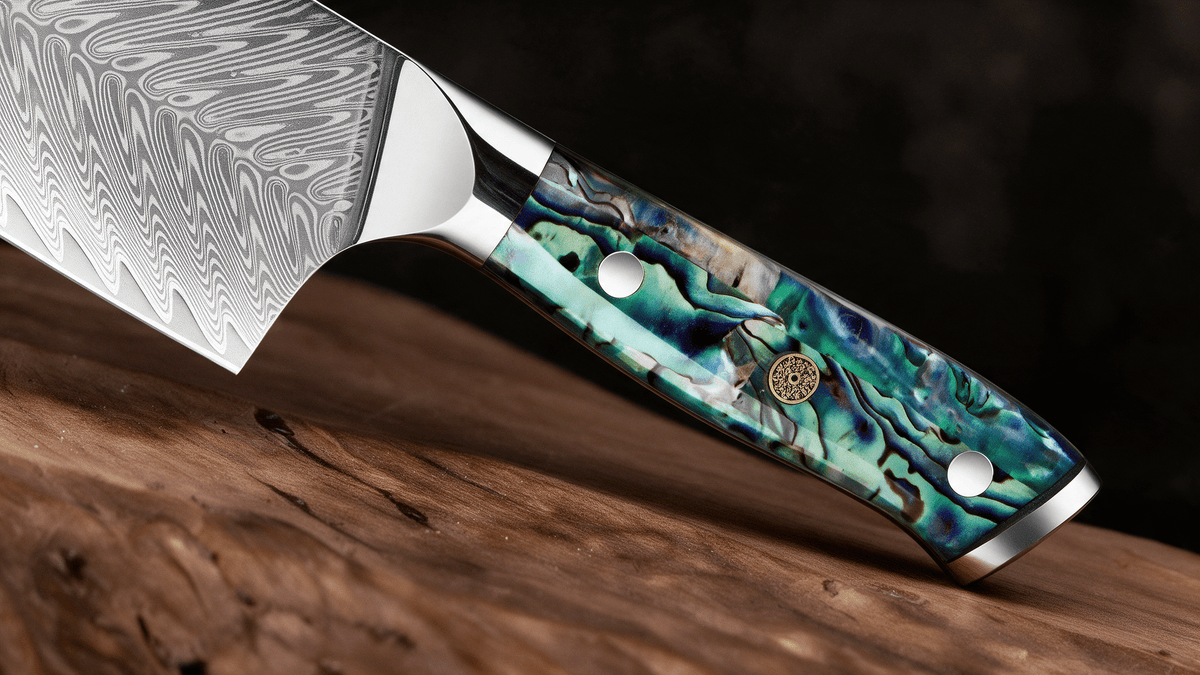 Couteau Nakiri Japonais Acier Damas 67 Couches 18 cm – Manche Nacre d’Ormeau & Résine Bleue - Damasaki