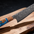 Couteau Kiritsuke Japonais Acier Damas 67 Couches 20 cm – Manche Résine Bleue & Bois Stabilisé